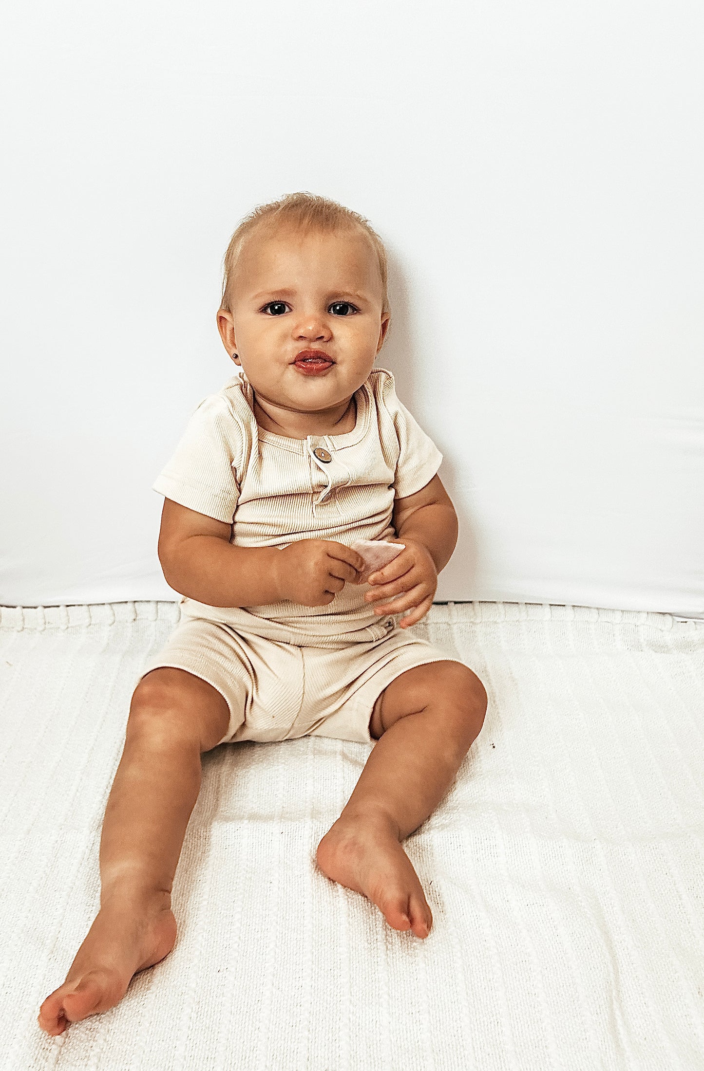 Ribbed Shorts in Creamy Latte